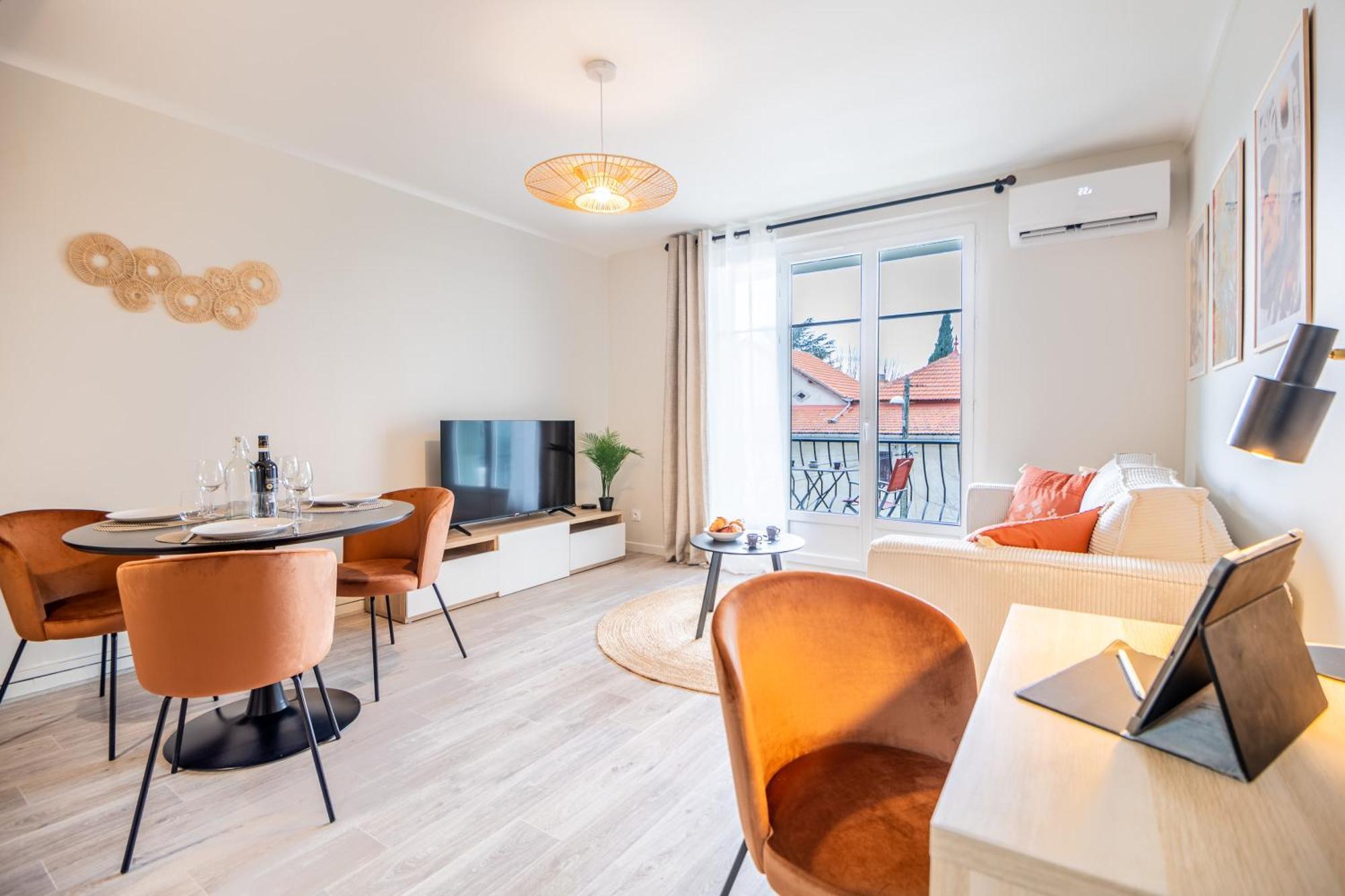 Appartement Au Calme De L'iris - Clim - Garage - Wifi - Tramway